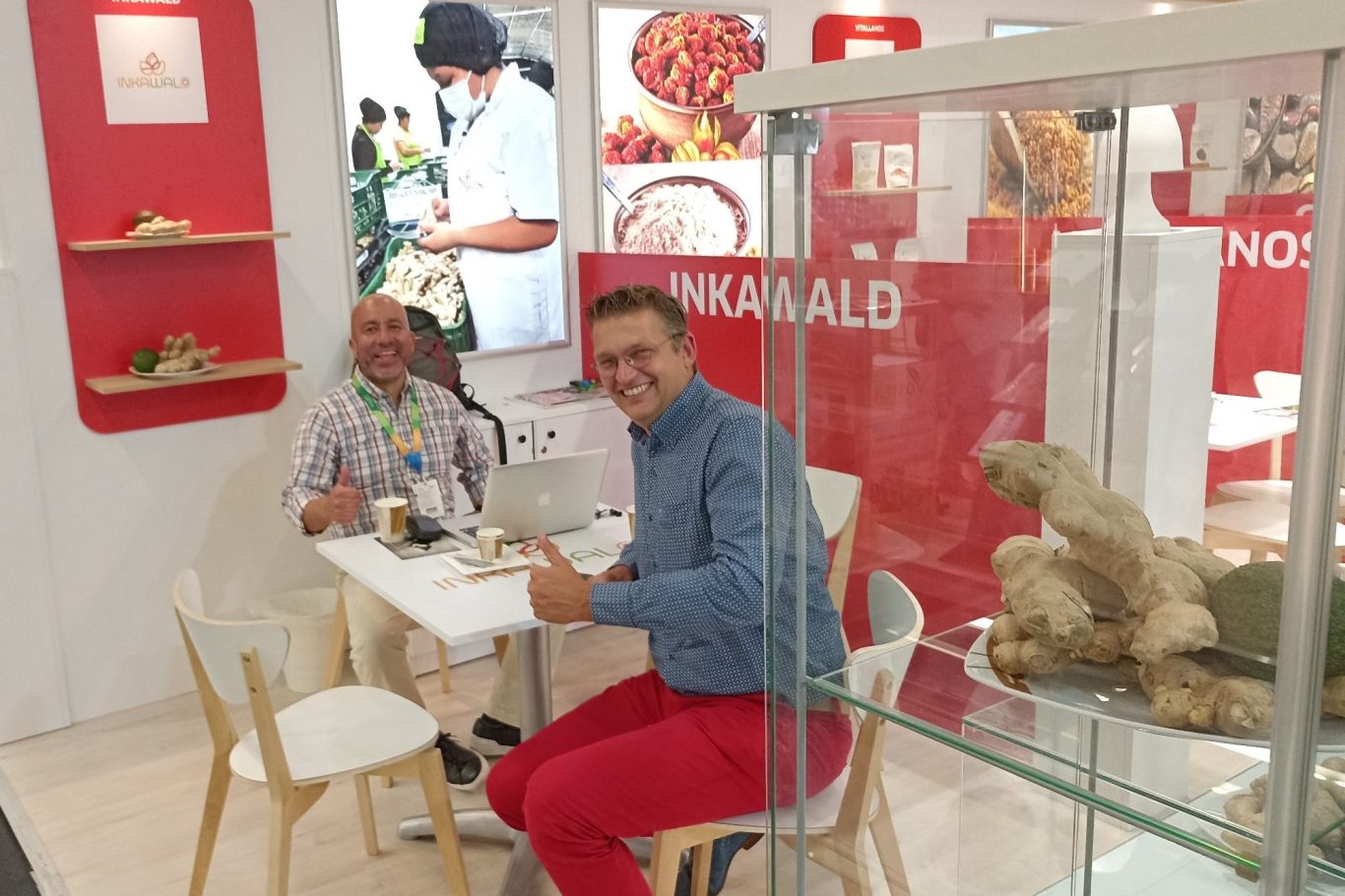 Inkawald Germany team at international trade fair presenting organic fruits from Peru
